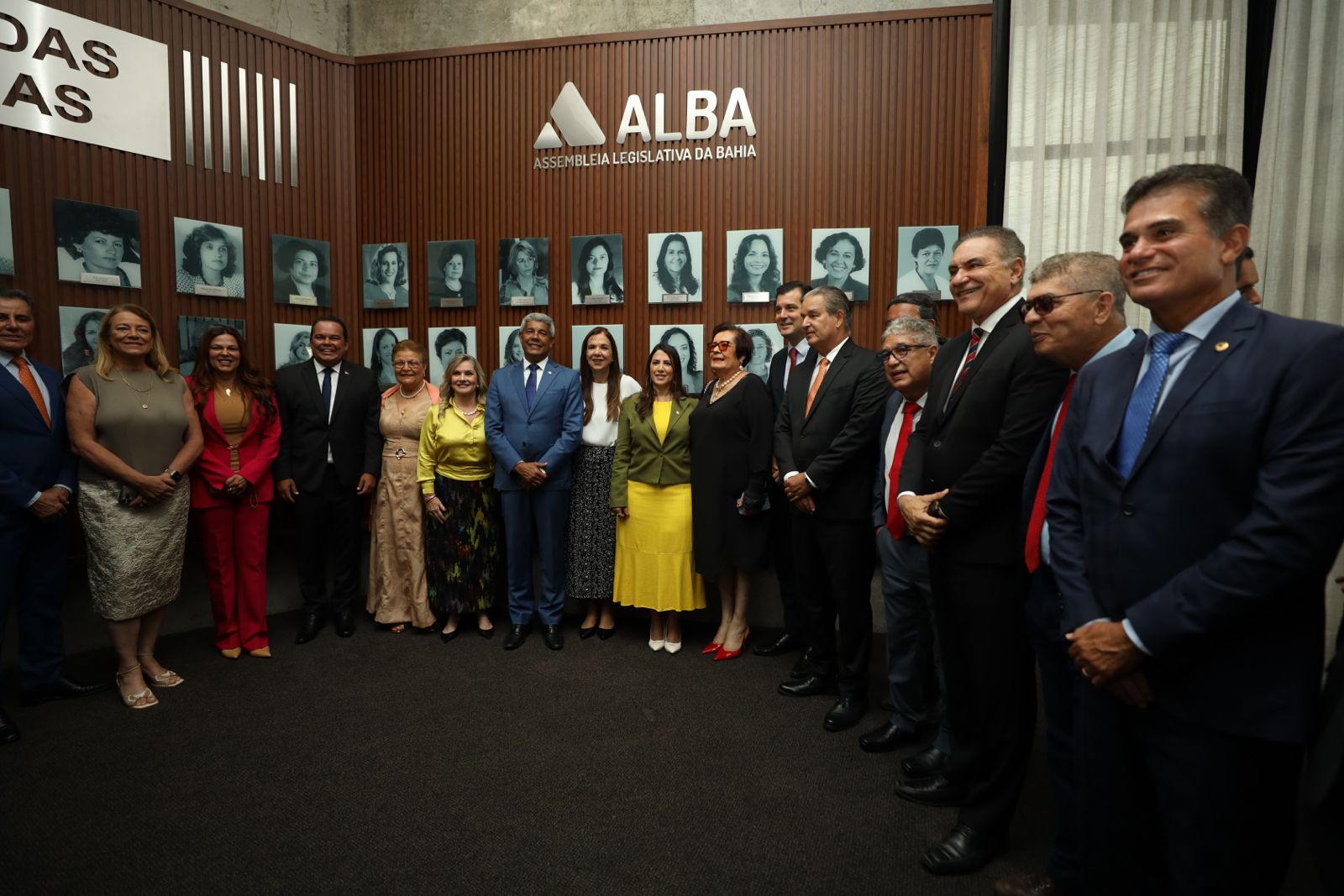 Jerônimo destaca investimento histórico de R$ 10 bilhões na educação da Bahia