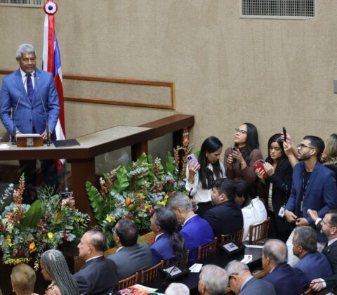 Imagem do post Na Alba, Jerônimo anuncia investimento histórico de R$ 34,1 bilhões na saúde da Bahia