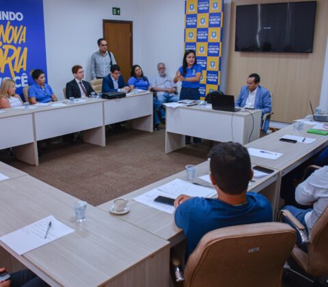 Imagem do post Prefeita Débora Regis ouve associações e cria comissão para tratar do IPTU 2026