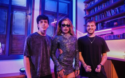 Imagem do post Grag Queen lança “Cósmica (Remix)” e expande Era Cósmica