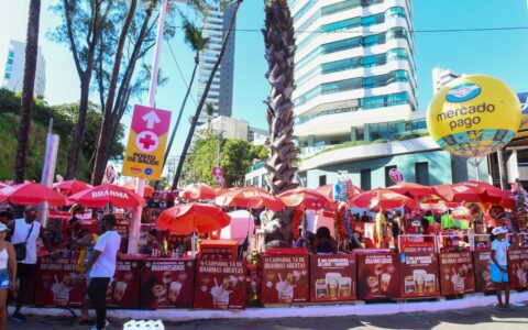 Imagem do post Bruno Reis anuncia reforço histórico ao apoio aos ambulantes no Carnaval de Salvador