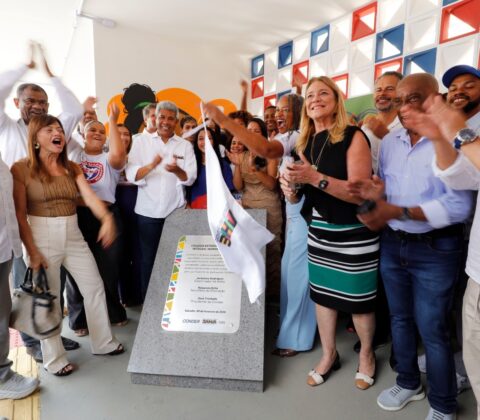 Imagem do post Novo ano letivo começa com colégio requalificado e investimento milionário em Salvador