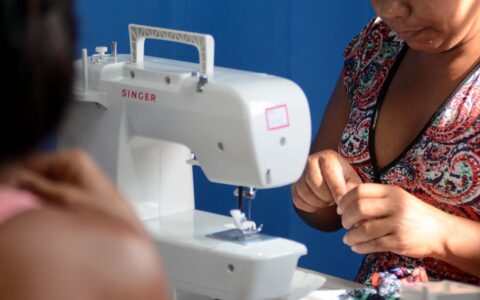 Imagem do post Costureiras impulsionam a economia de Salvador durante o Carnaval