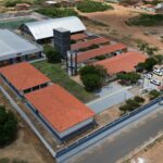 Escola ganha teatro, restaurante e laboratório: nova estrutura muda rotina de 669 alunos no interior da Bahia