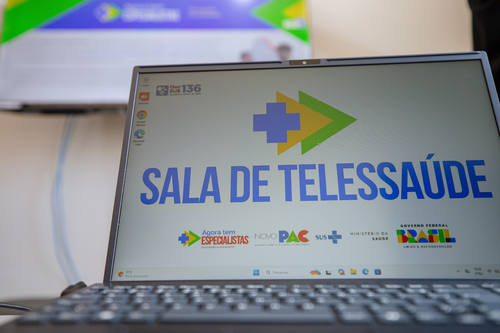 Prefeitura de Lauro de Freitas amplia serviços de saúde com kit de telessaúde