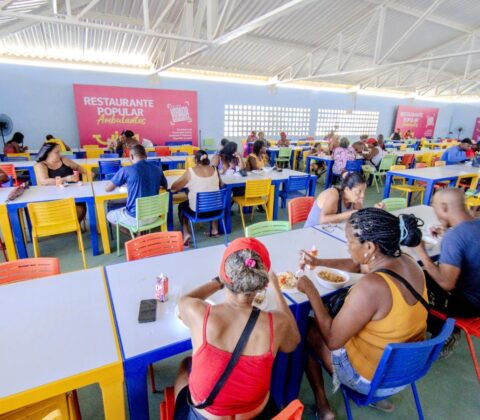 Imagem do post Ambulantes terão 42 mil refeições gratuitas nos circuitos de Salvador; veja onde retirar