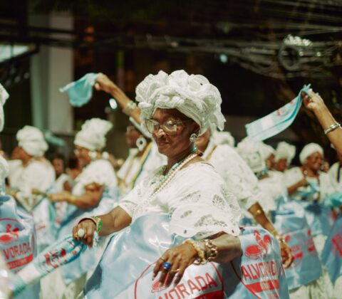 Imagem do post Cortejo Afro e Alvorada transformam a avenida em ato de resistência no Carnaval da Bahia 2026