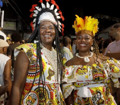Imagem do post Ilê Aiyê emociona e leva resistência afro e indígena para a avenida no Carnaval 2026