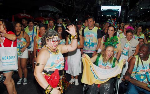 Imagem do post Bloco “Me Deixe à Vontade” reforça inclusão e emociona foliões no Carnaval de Salvador