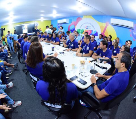 Imagem do post Carnaval 2026 em Salvador bate recorde histórico: quase 2 milhões de foliões no domingo