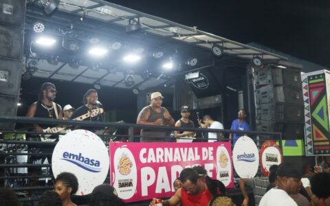 Imagem do post Carnaval de Bairro em Paripe movimenta economia local e gera oportunidades