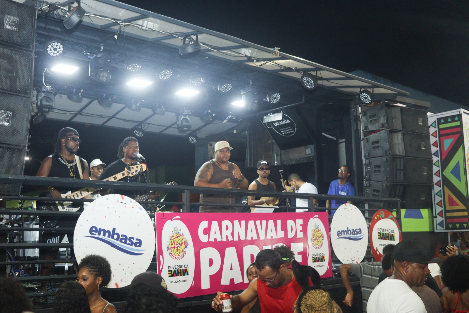 Carnaval de Bairro em Paripe movimenta economia local e gera oportunidades