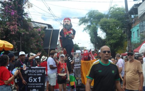 Imagem do post Mudança do Garcia arrasta multidão e reafirma tradição de crítica e resistência no Carnaval de Salvador