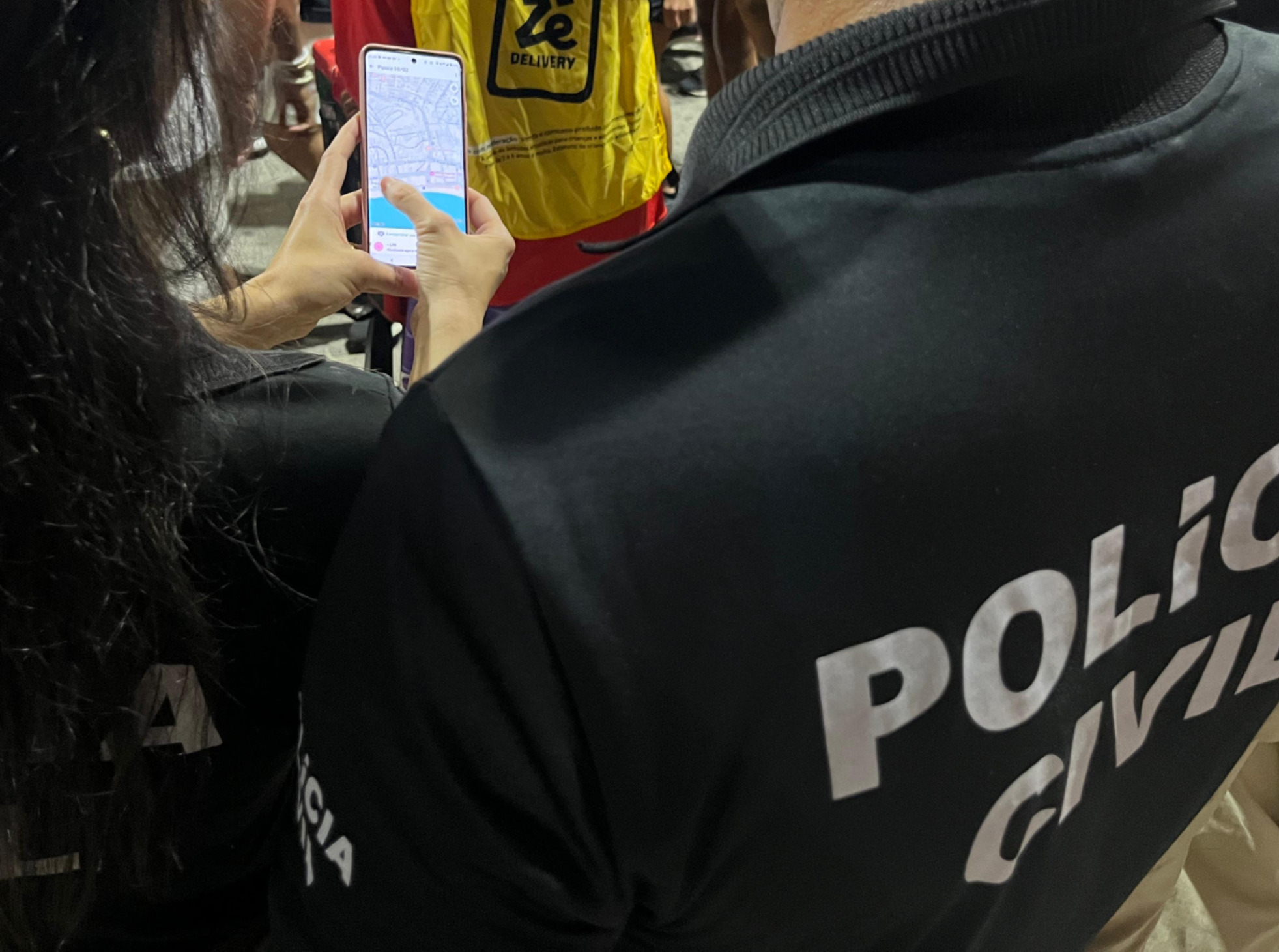 Turista tem iPhone furtado no Carnaval de Salvador e recebe aparelho de volta após ação policial