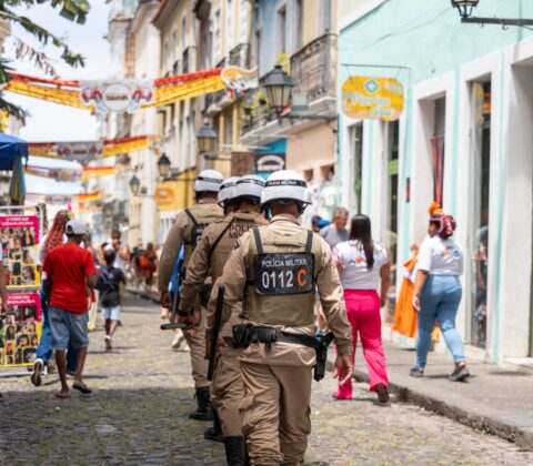 Imagem do post Carnaval 2026: Polícia Militar atua preventivamente no circuito Batatinha