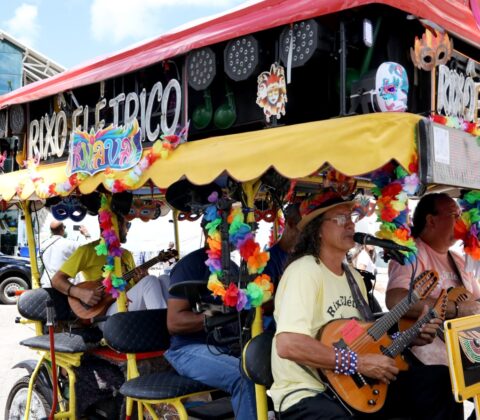 Imagem do post Maior cruzeiro da temporada chega a Salvador e passageiros são recebidos em clima de Carnaval