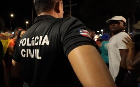 Imagem do post Mulher é presa em flagrante por tráfico de drogas ao vender “brisadeiro” em Salvador