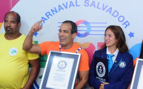 Imagem do post Carnaval de Salvador bate recorde mundial de reciclagem de latinhas e entra para o Guinness