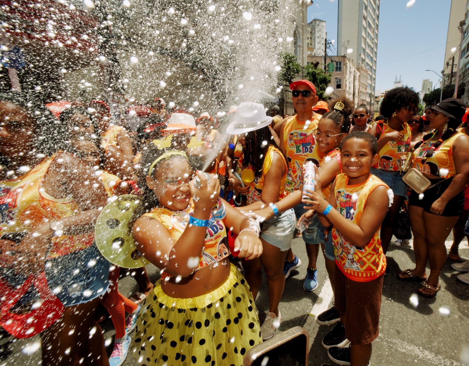 Bloco infantil emociona e reúne famílias no Campo Grande com apoio do Ouro Negro