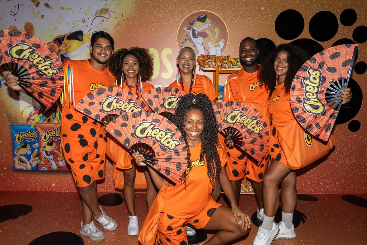 Cheetos faz do leque sensação entre foliões em Salvador