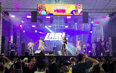 Imagem do post Larissa Marques lota Valença, grava audiovisual e abre mão do cachê em gesto de gratidão