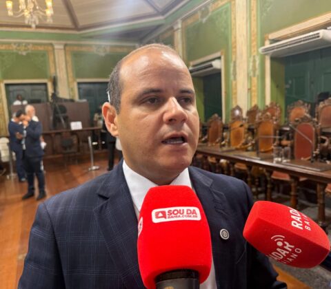 Imagem do post Emendas travadas? Randerson Leal cobra Prefeitura