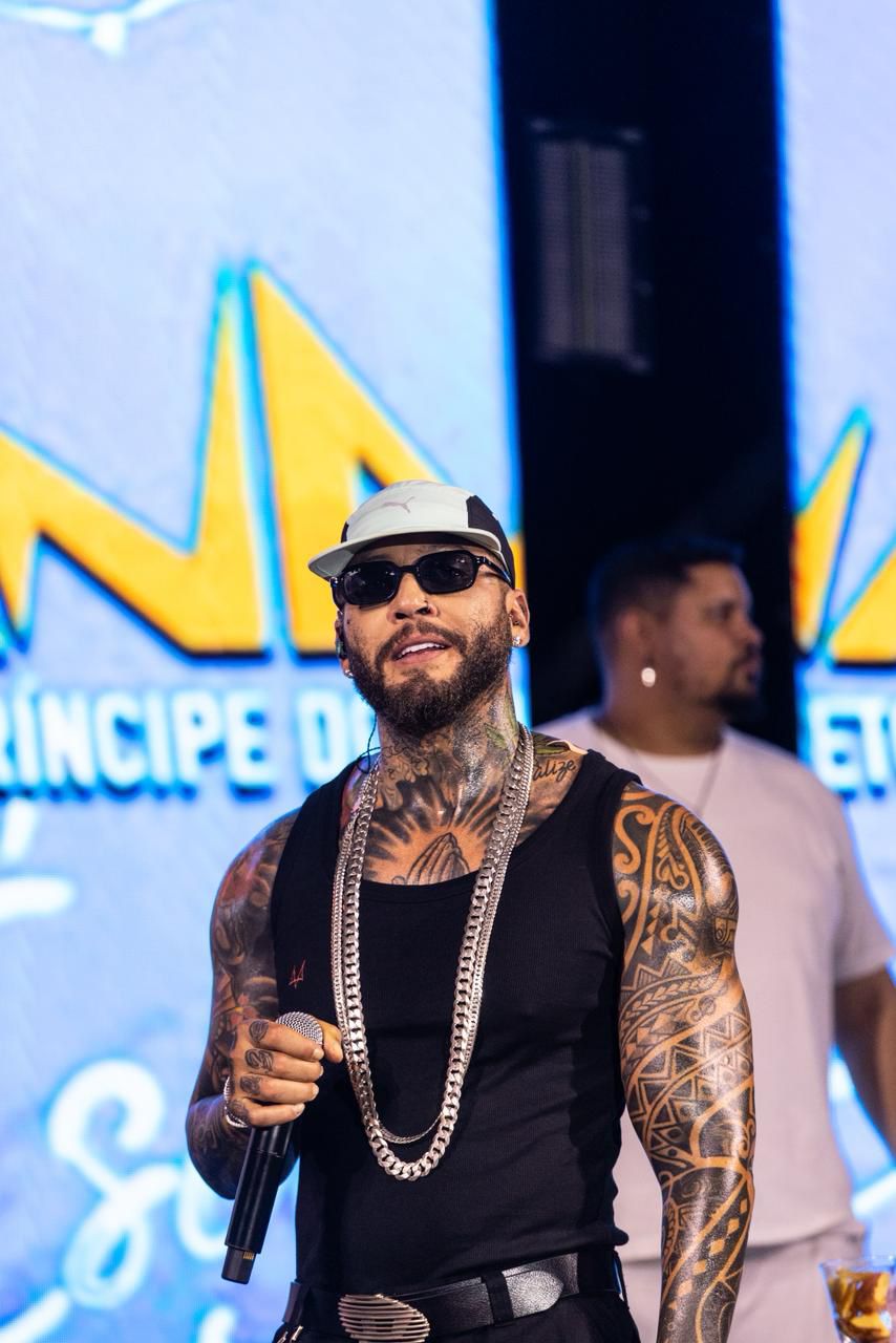 Após pipoca histórica em Salvador, Kannário arrasta multidões em shows pelo Nordeste