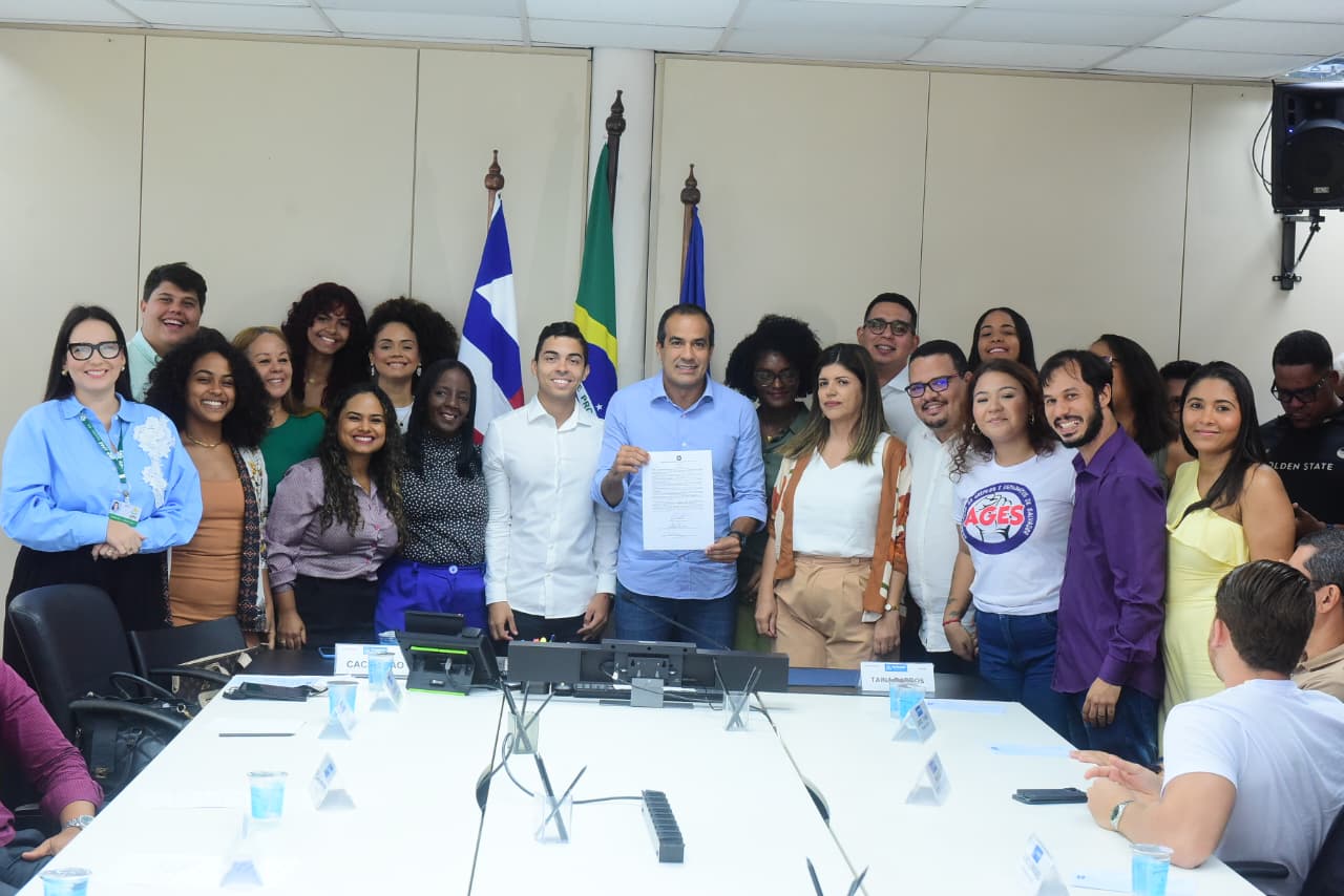 Novos membros do Conselho Municipal da Juventude tomam posse em Salvador