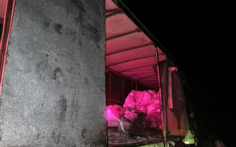 Imagem do post Carga avaliada em mais de R$ 950 mil e caminhão roubados são recuperados pela polícia