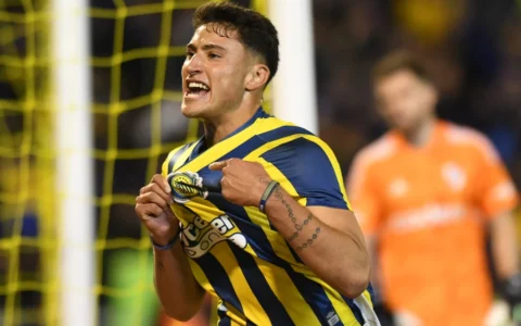 Imagem do post Bahia fecha com atacante do Tottenham e define quando reforço argentino chega a Salvador