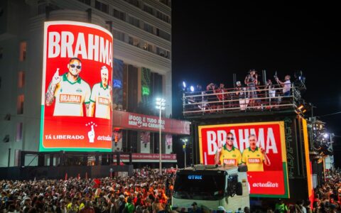 Imagem do post Ancelotti no Farol da Barra? Léo Santana revela presença do técnico no Carnaval