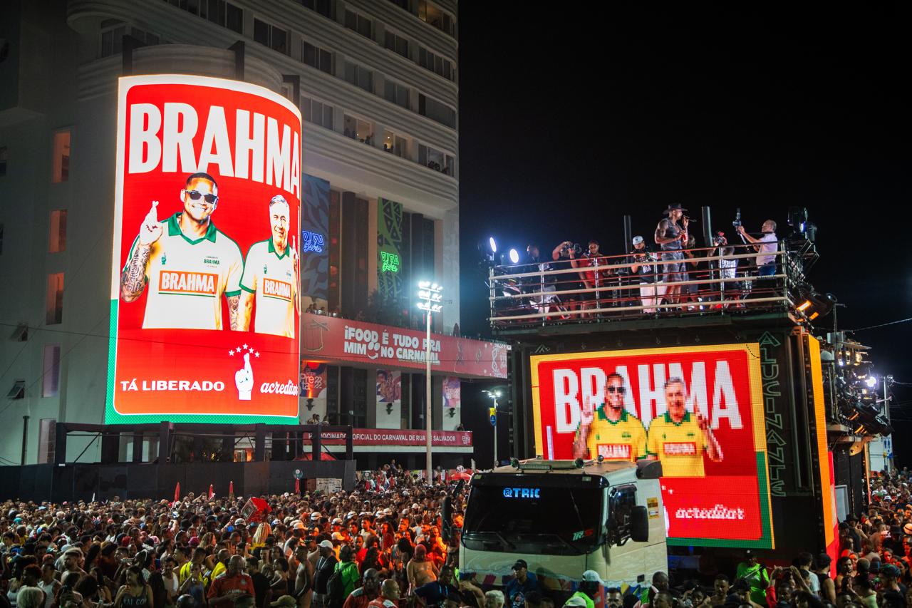 Ancelotti no Farol da Barra? Léo Santana revela presença do técnico no Carnaval