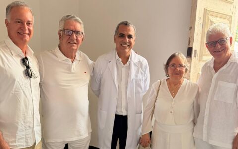 Imagem do post Cezar Leite convoca médicos para campanha de restauração da Faculdade de Medicina da Bahia (FMB-UFBA)