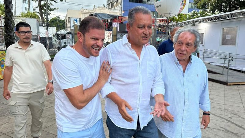 Quinho aparece ao lado de Rui após especulações sobre vice