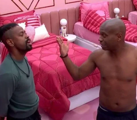 Imagem do post Edilson é expulso do ‘BBB 26’!  Globo anuncia desclassificação e promete detalhes ao vivo