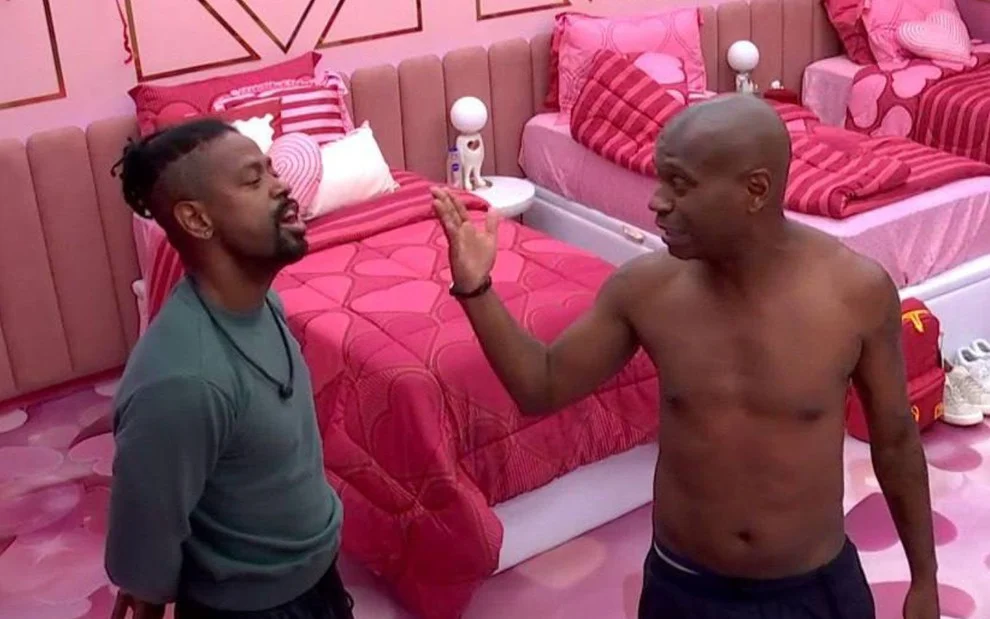 Edilson é expulso do ‘BBB 26’!  Globo anuncia desclassificação e promete detalhes ao vivo