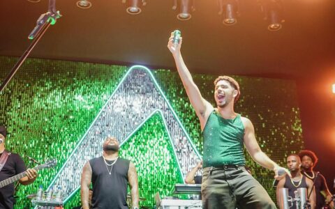 Imagem do post Pedro Sampaio invade a Barra de jet ski e abre a Torre Beats no Carnaval 2026