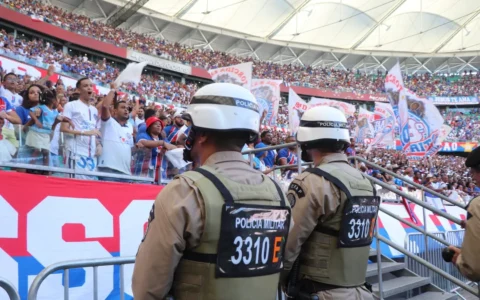 Imagem do post Torcedor do O’Higgins é preso por gesto racista na Fonte Nova durante eliminação do Bahia