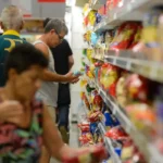 Supermercados vão fechar aos domingos? Veja o que muda em Salvador