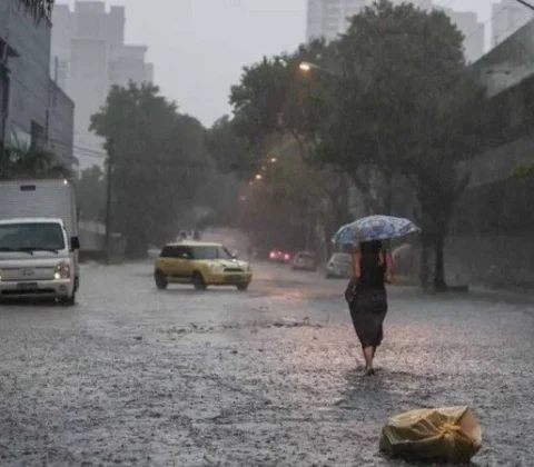 Imagem do post Alerta máximo na Bahia! Chuvas intensas e ventos fortes colocam 23 cidades em risco