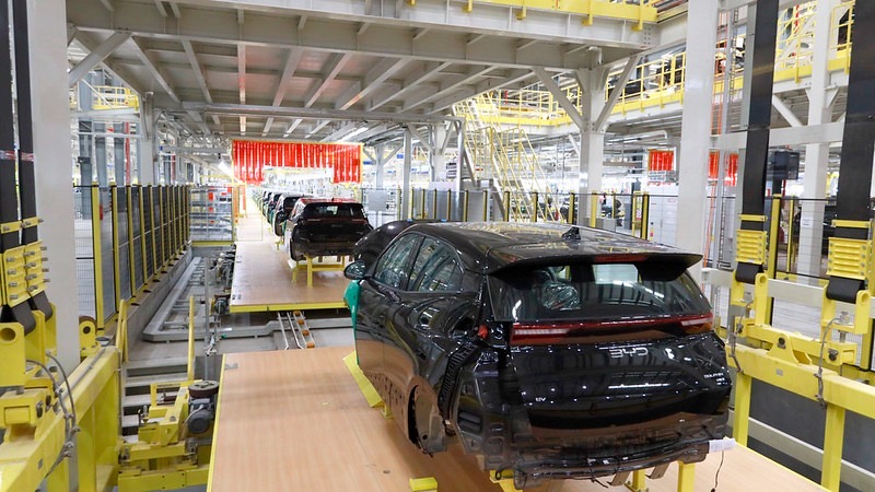 BYD em Camaçari: fábrica projeta 10 mil empregos e produção de 300 mil carros por ano