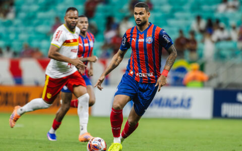 Imagem do post De pênalti e para a história: Willian José ultrapassa Everaldo e entra no top 4 da Fonte Nova