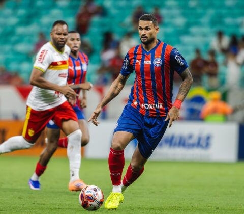 Imagem do post De pênalti e para a história: Willian José ultrapassa Everaldo e entra no top 4 da Fonte Nova