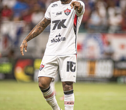 Imagem do post Vitória volta a sofrer gol após abrir o placar e Marinho admite vacilo no Ba-Vi
