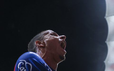 Imagem do post Juba ao lado de Militão? Ceni vê jogador pronto para a Seleção e sonha com lateral na Copa de 2026