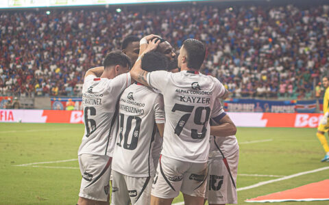 Imagem do post Mais um fora! Vitória perde reforço por lesão e aumenta lista de desfalques contra o Grêmio