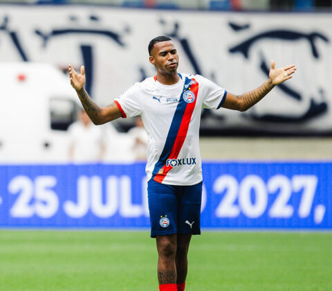 Imagem do post Bahia sai na frente, perde pênalti e sofre virada dura do Remo