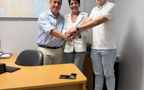 Imagem do post Carlos Muniz Filho recebe apoio de liderança feminina do município de Laje