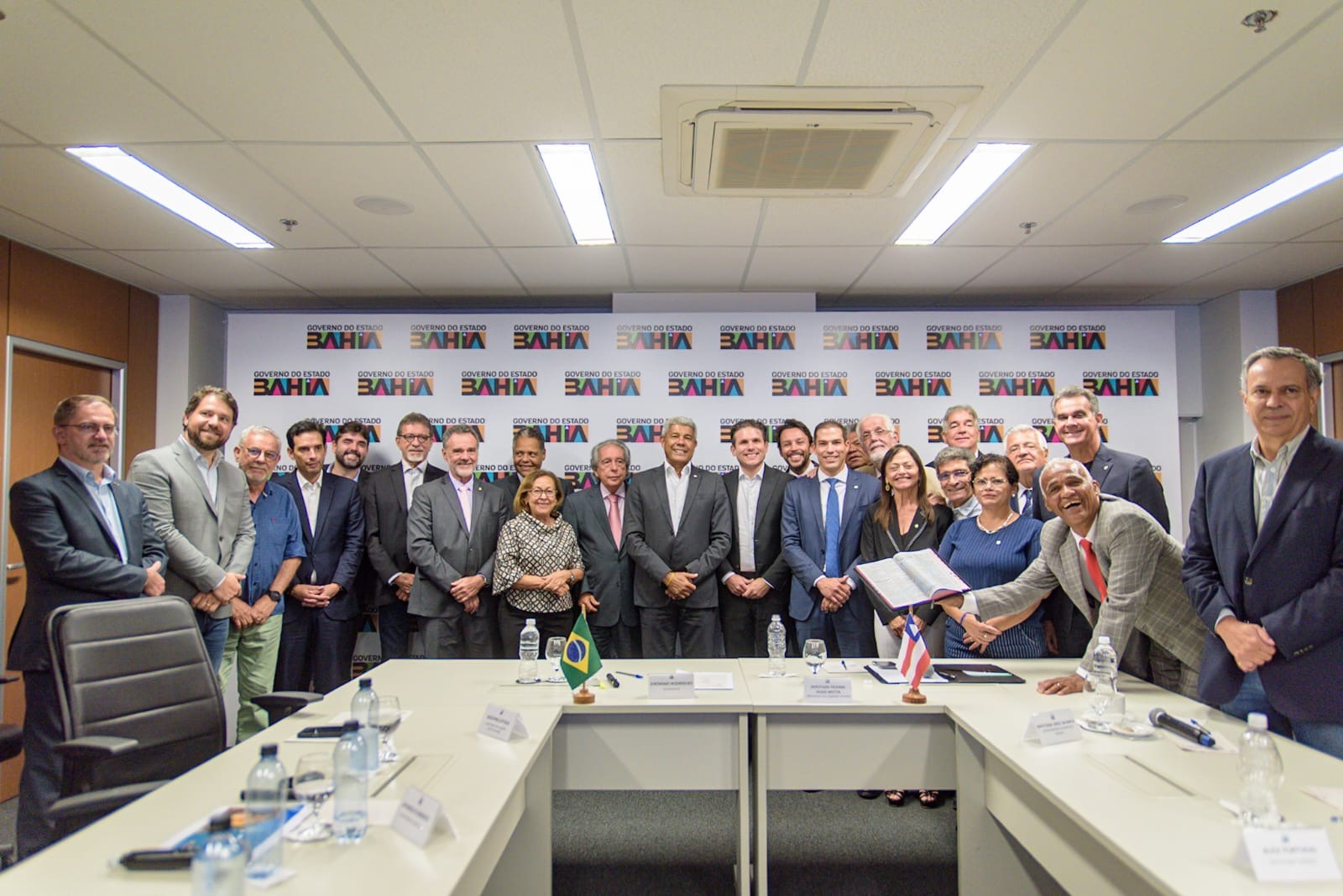 Hugo Mota se compromete em pautar projetos para a cadeia do Cacau