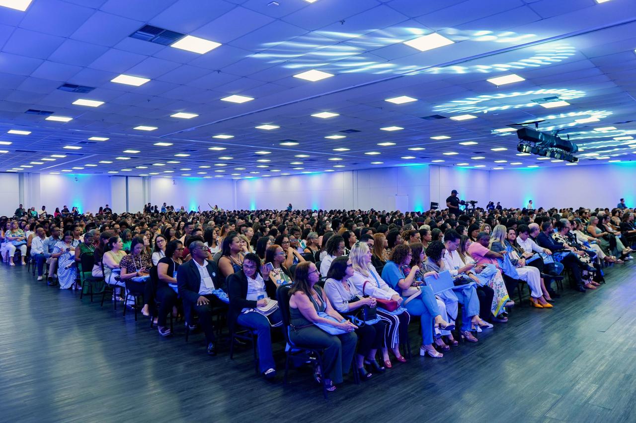 Prefeitura convoca 110 profissionais para reforçar saúde de Salvador